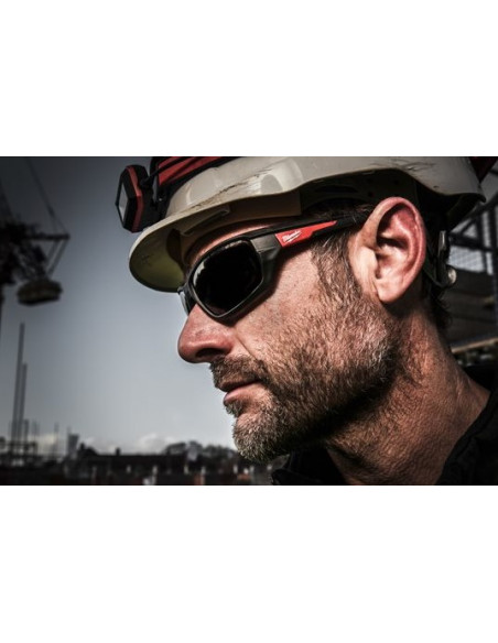 Lunettes de sécurité Performance teintées Milwaukee